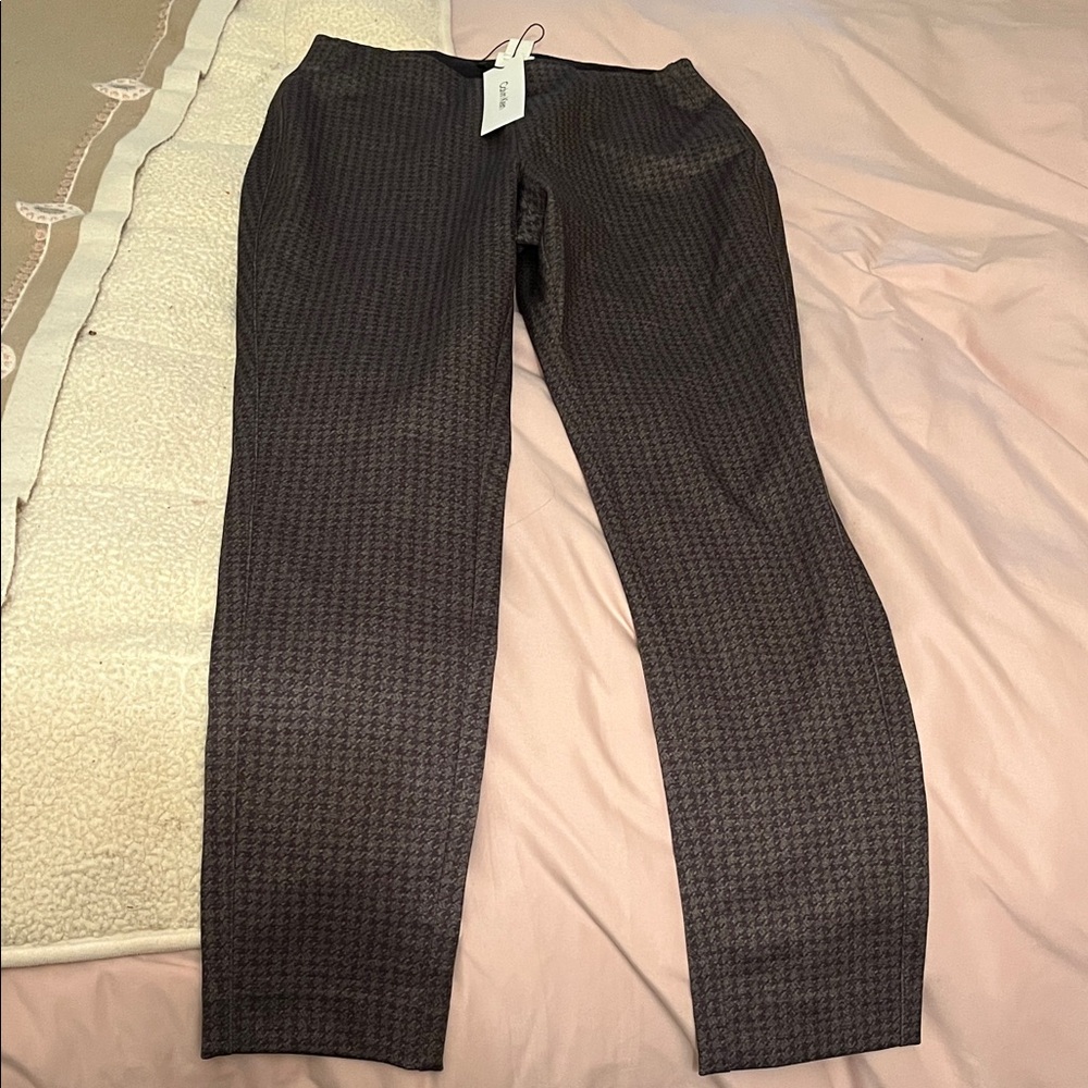 Elegant Dark green and black Patterned Women’s Pants